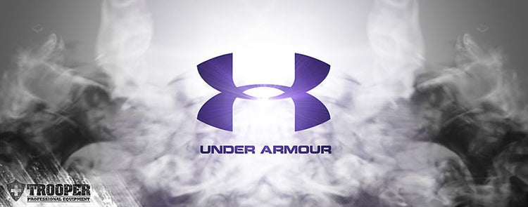 Under Armour Tactical Logo vor Rauchhintergrund