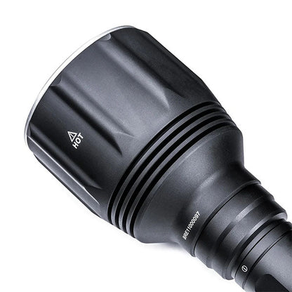 Taktische LED-Taschenlampe T20L, 900 Lumen (inkl. Akku)