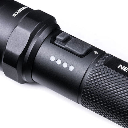 Taktische LED-Taschenlampe P83, 2'100 Lumen (inkl. Akku)