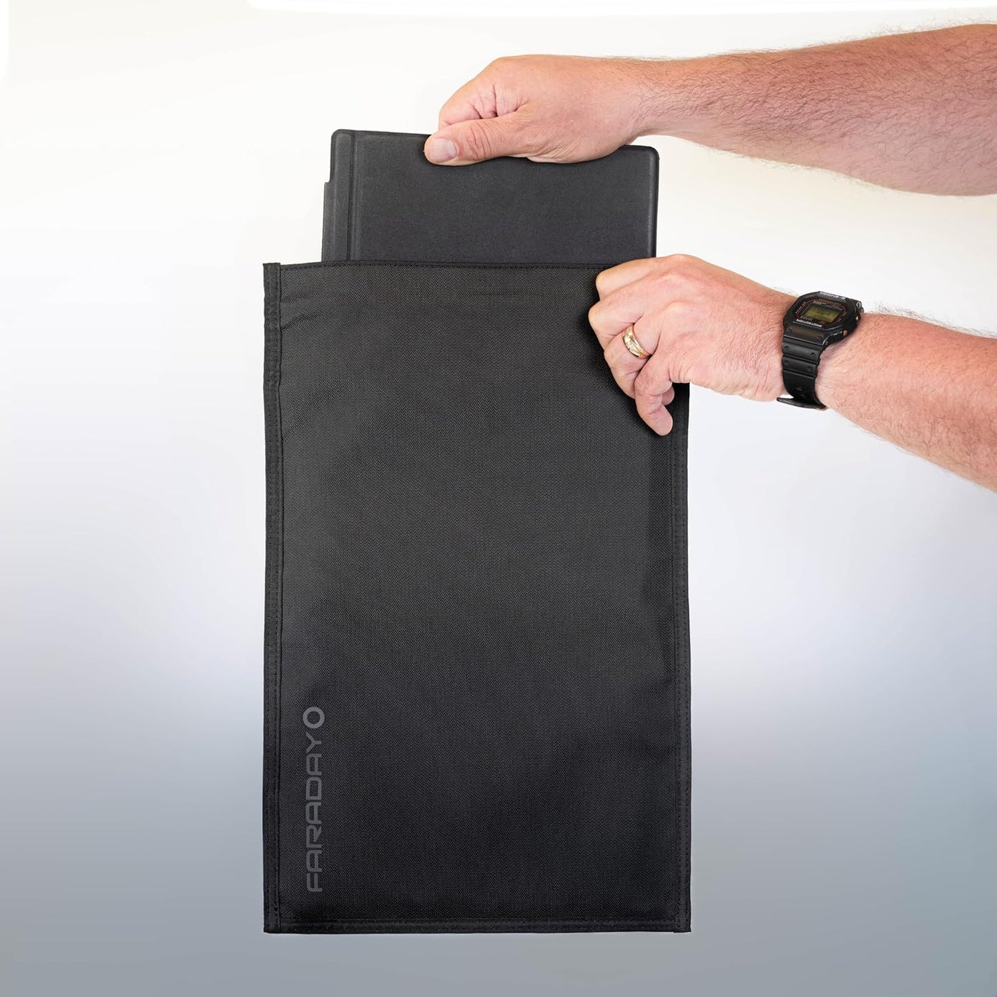 Faraday JACKET Pro Bag - Magnetic Closure 