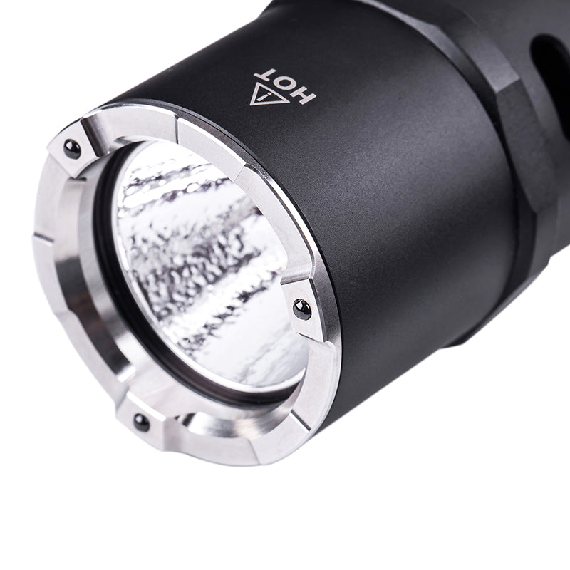 Taktische LED-Taschenlampe P86, 1'600 Lumen & Schrillalarm (inkl. Akku)