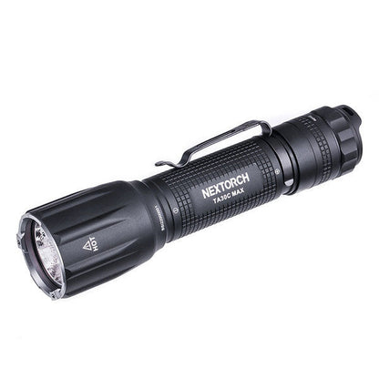 Taktische LED-Taschenlampe TA30C MAX, 3'000 Lumen (inkl. Akku)