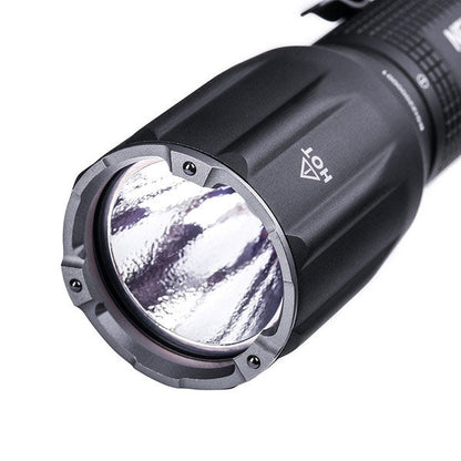 Taktische LED-Taschenlampe TA30C MAX, 3'000 Lumen (inkl. Akku)
