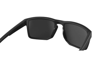 WX FOUNDER Lenses: CAPTIVATE™ grey, Frame: matte black